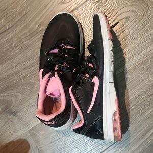 Nike Womens Black And Pink Air Max, Size 8.5